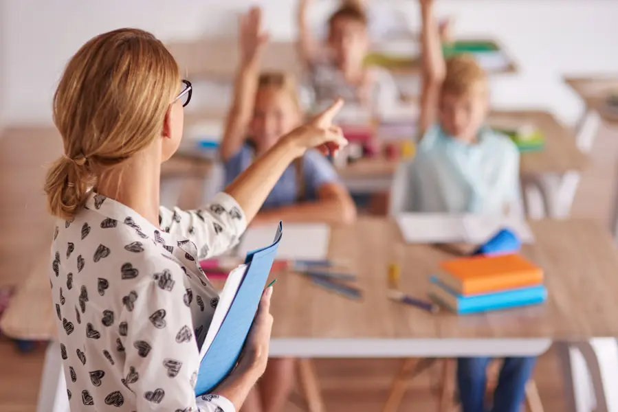 How to Lose the Fear of Speaking English in Class